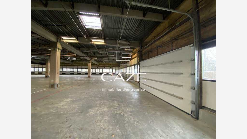 Entrepôt 5266m² à louer proche A63 à Canéjan