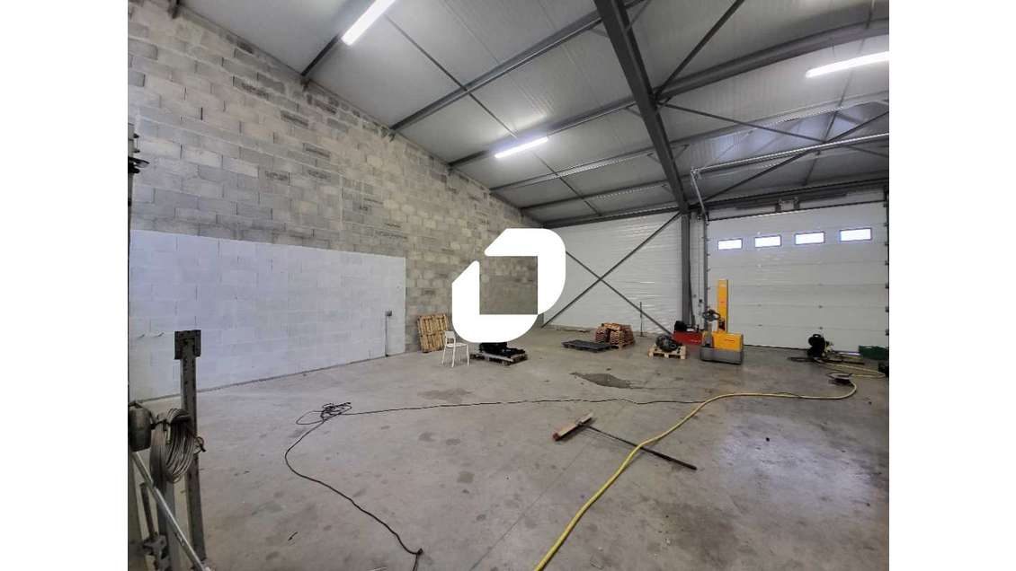 A louer Local d'activité 286m² Canejan