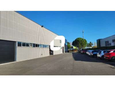 Location Locaux d'activités - Entrepôts à Canéjan