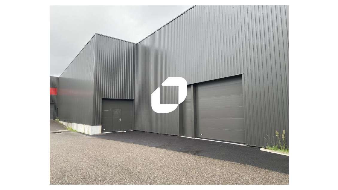 A louer Local d'activité 211m² Canejan