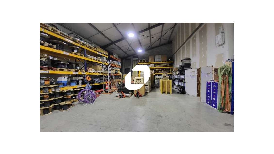 A louer Local d'activité 490m² Canejan