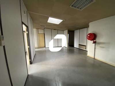 Location Locaux d'activités - Entrepôts à Carbon-Blanc