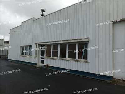 A louer locaux d'activités 530m² à Carquefou