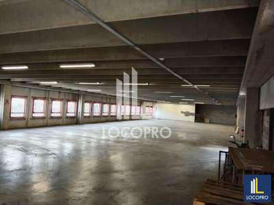 Location local d'activité 1000m² ZI de Carros