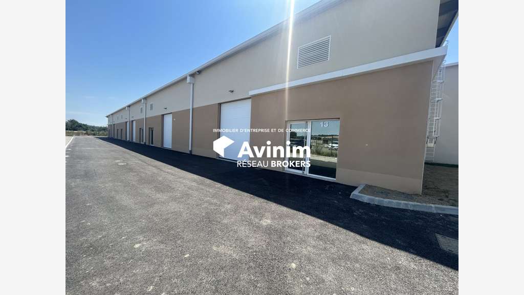 A louer locaux d'activité neufs 150m² Castelginest