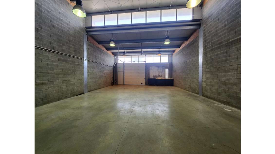 Locaux d’activités à louer à Castries Via Domitia