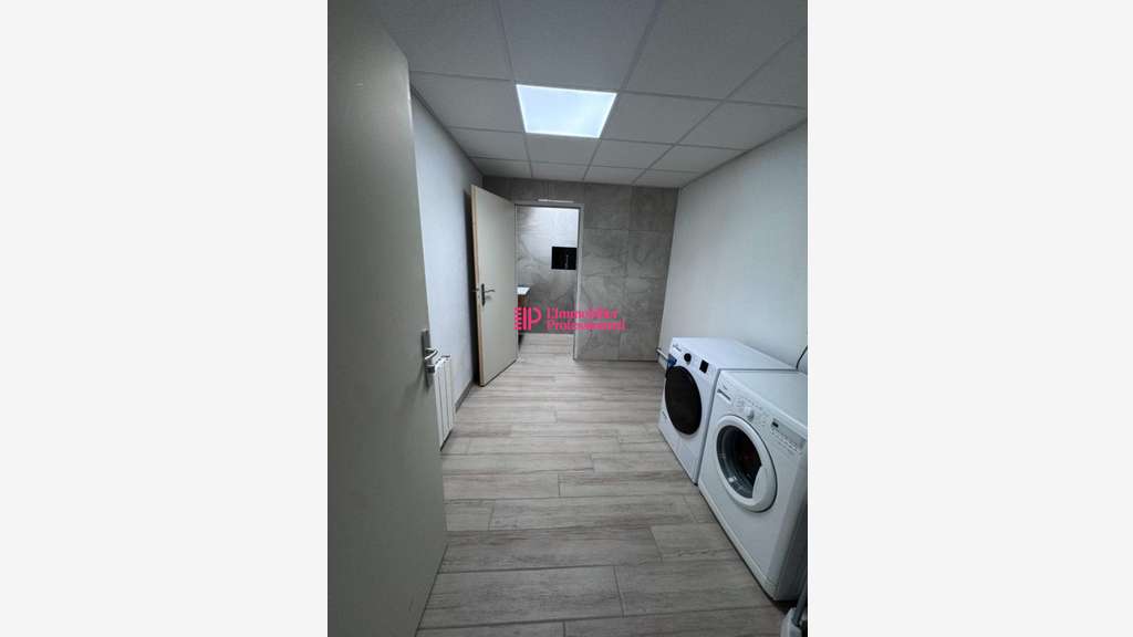 Local d'activité - 885 m² - Caudan zone de Kerpont