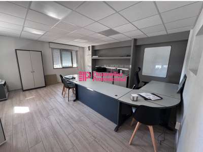 Local d'activité - 885 m² - Caudan zone de Kerpont