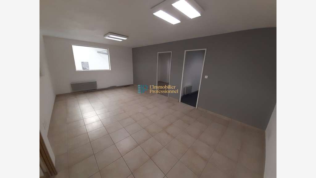 Local D'activité à louer - 300 m2 environ - C