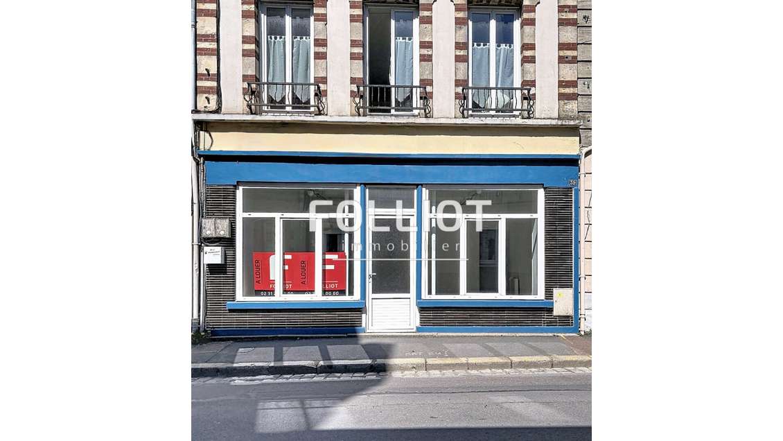 A louer local pro ou co 57m² à Caumont sur Aure