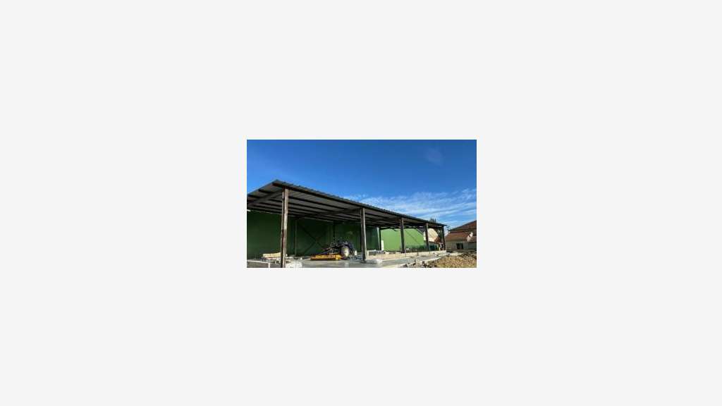 À louer – Entrepôt de 230 m² à Caumo