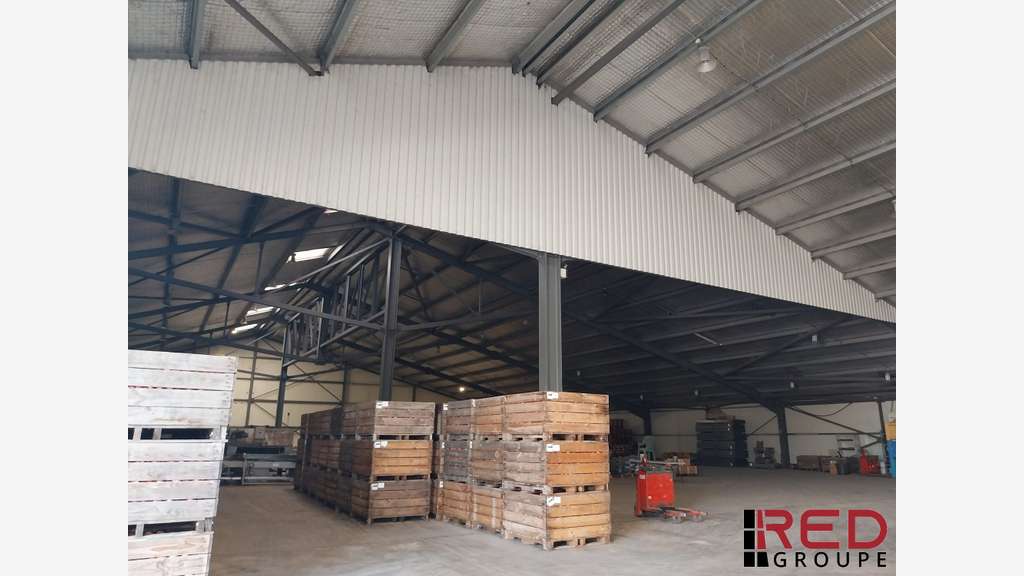 A louer entrepôt 1600m² divisible à Cavaillon