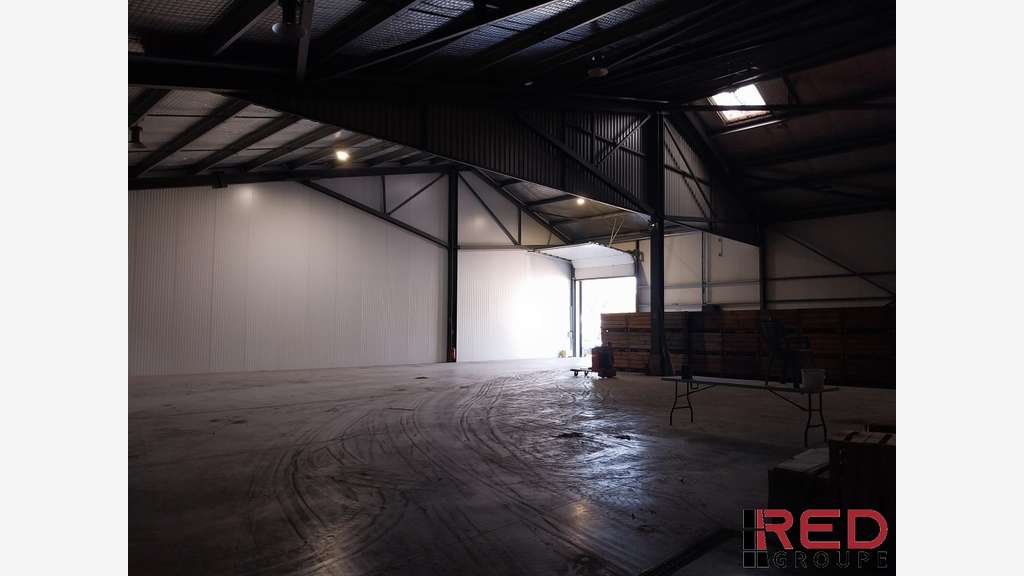A louer entrepôt 1600m² divisible à Cavaillon