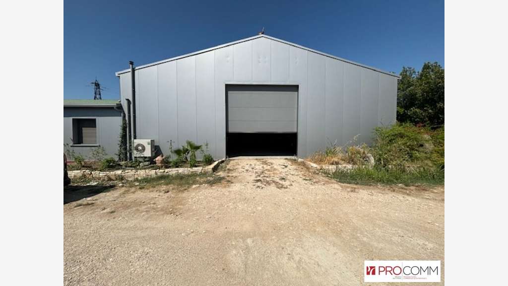 CAVAILLON - DEPOT - ENTREPOT à louer