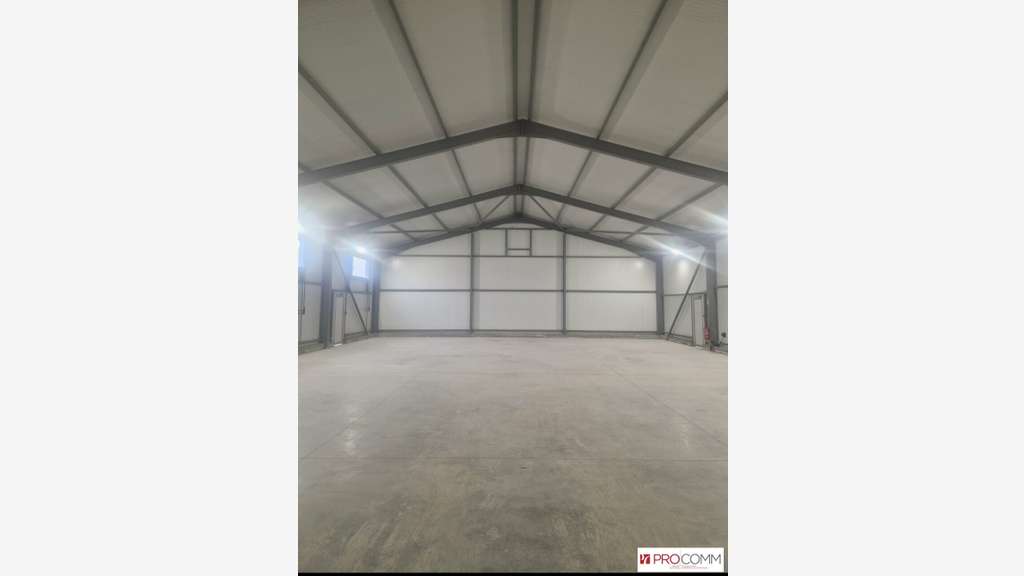 CAVAILLON - DEPOT - ENTREPOT à louer