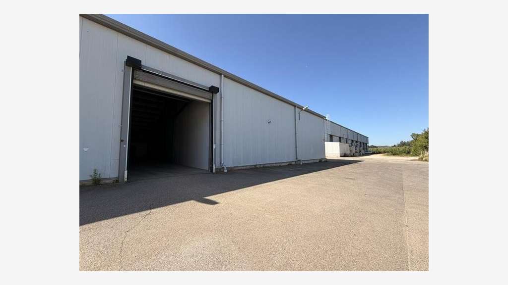 À louer – Entrepôt de 1 680 m² à Cavaillon – Vaucl