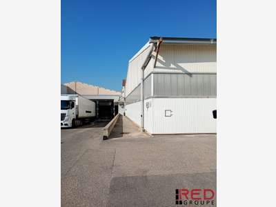 ENTREPÔT 1 176 M² DIVISIBLE À PARTIR DE 300 M² – 5