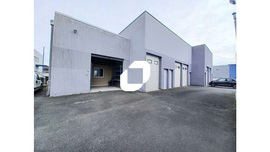 A louer Local d'activité 135m² Cenon
