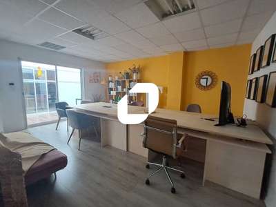 Location Locaux d'activités - Entrepôts à Cenon