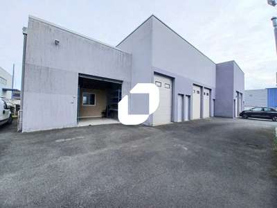 Location Locaux d'activités - Entrepôts à Cenon