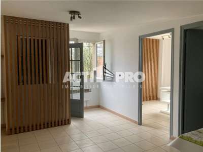 Location Locaux d'activités - Entrepôts à Céret