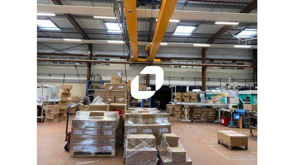 A louer Local d'activité 1100m² Cergy