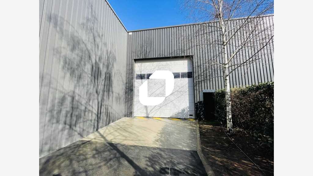 A louer Local d'activité 688m² Cesson