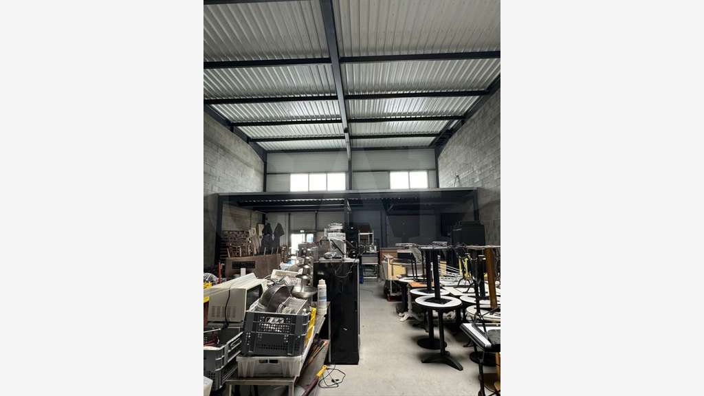 Location cellule d'activités 343m² Cesson-Sévigné