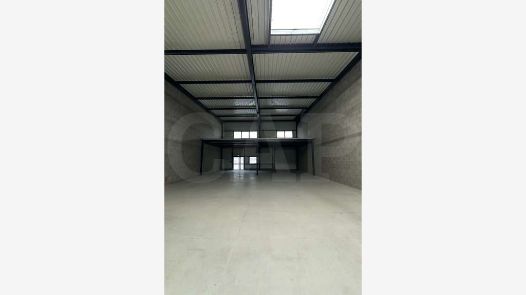 Location cellule d'activités 343m² Cesson-Sévigné
