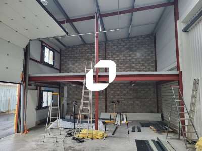 Location Locaux d'activités - Entrepôts à Cestas