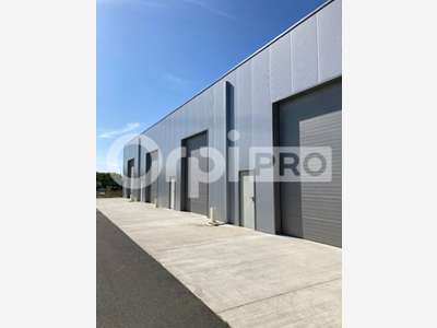 A louer entrepôt neuf 123m² à Chaingy ZAC