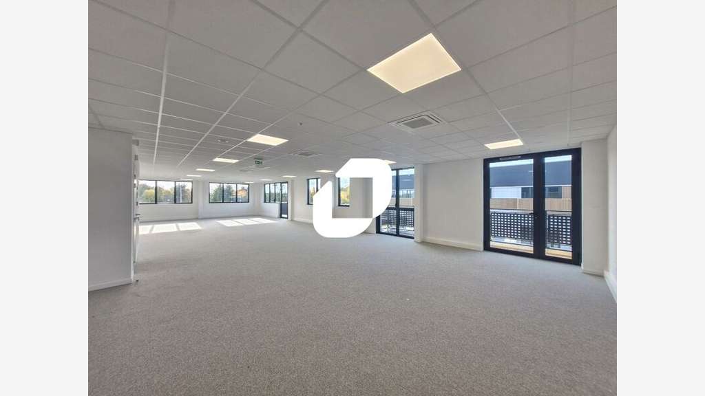 A louer Local d'activité 396m² Chalifert