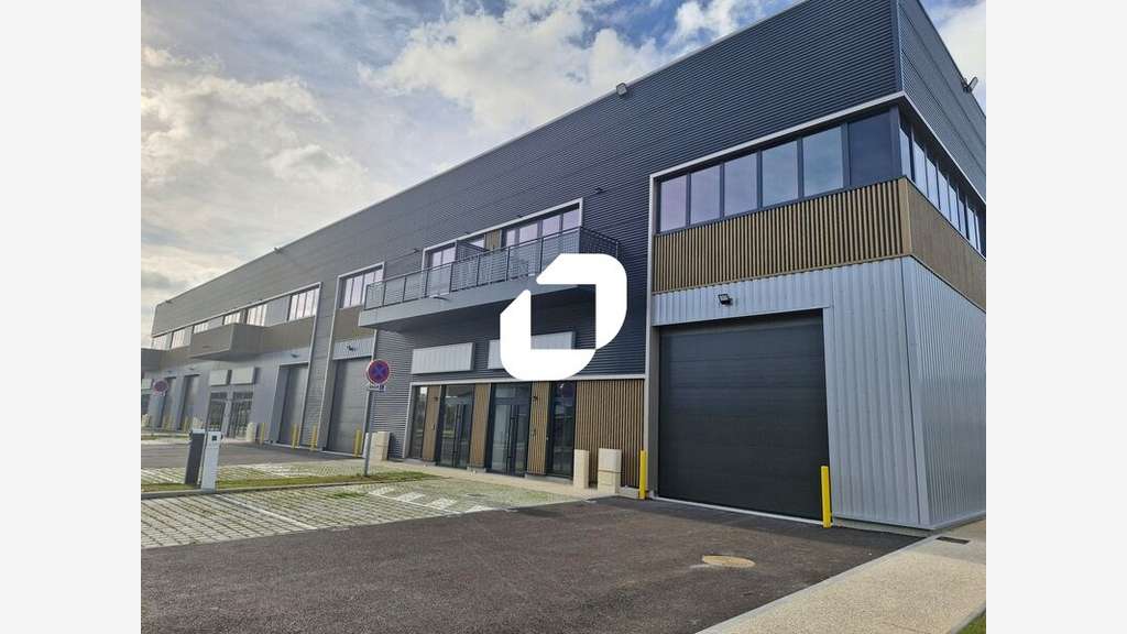 A louer Local d'activité 1310m² Chalifert