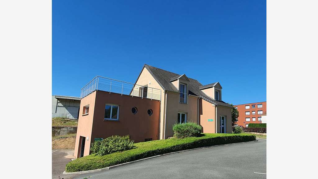 A louer local 162m² à Montceau-les-Mines