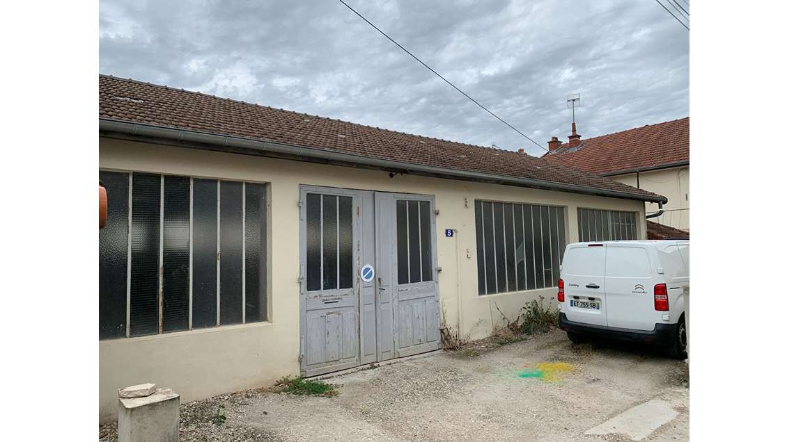 A louer local 165m² à Chalon-sur-Saône Garibaldi 