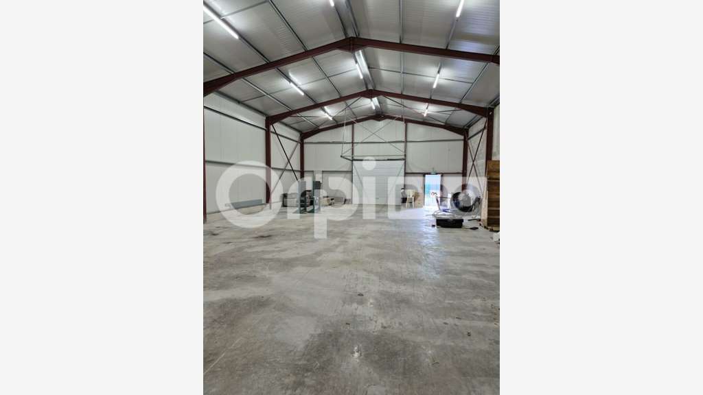 A louer entrepôt 220m² à Châlons-en-Champagne