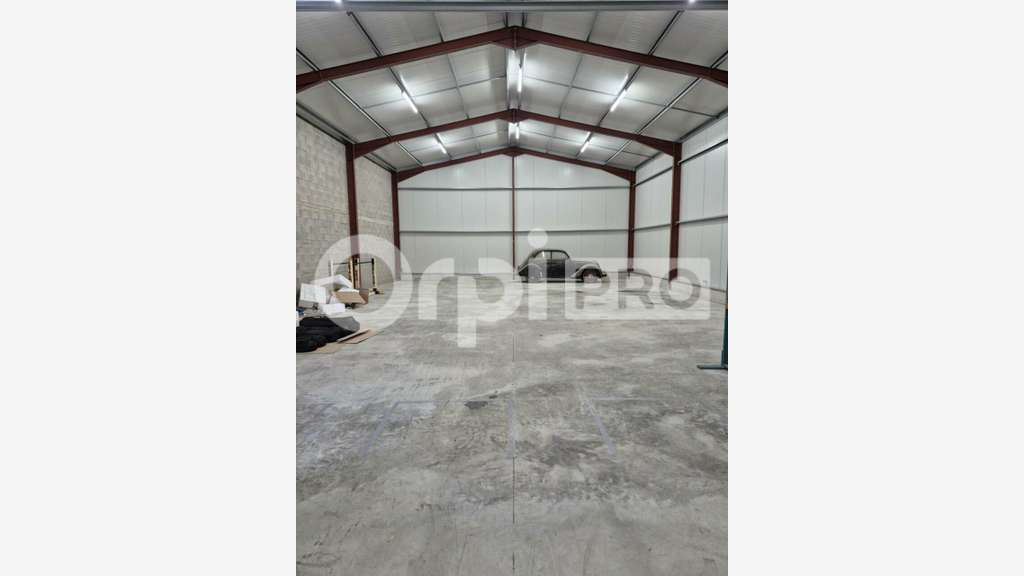 A louer entrepôt 220m² à Châlons-en-Champagne