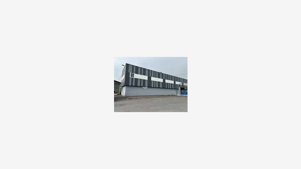 À louer – Entrepôt de 2 579 m² à Châlo
