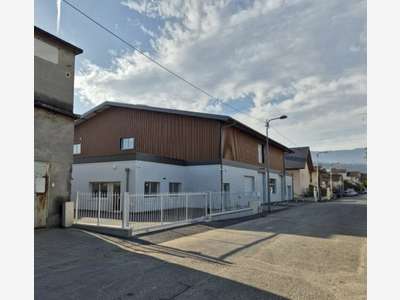 Local professionnel à louer ZA de Bissy à Chambéry