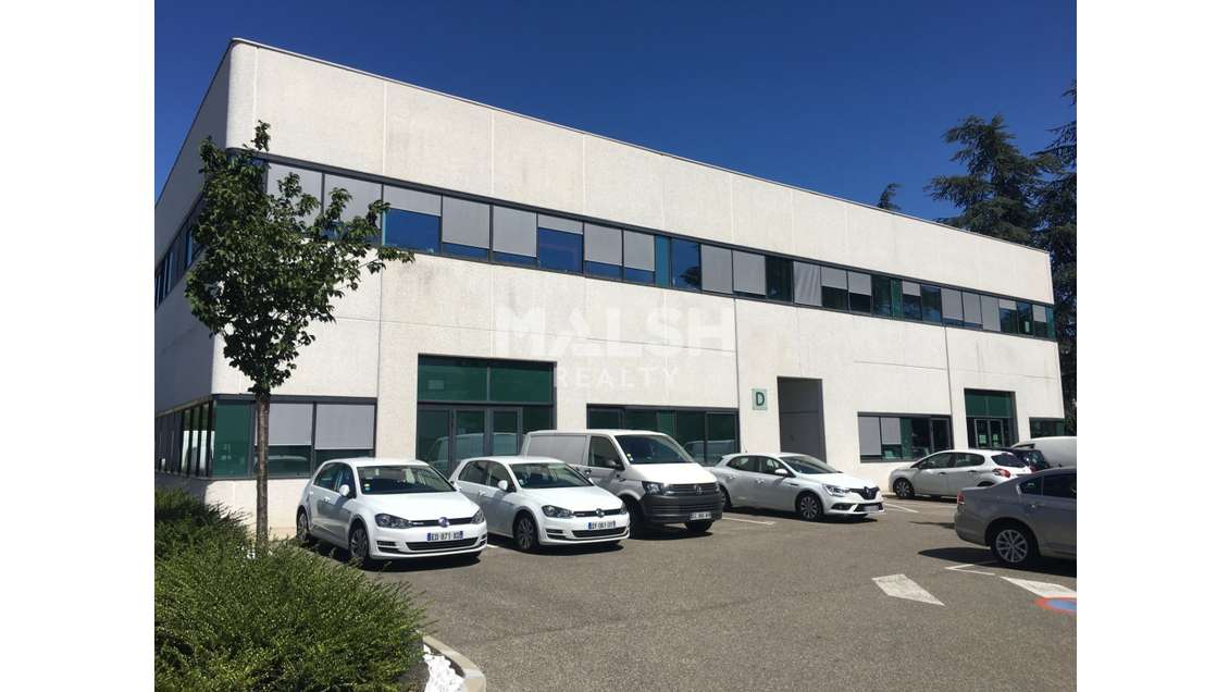 Local activités à louer à Champagne-au-Mont-d'Or