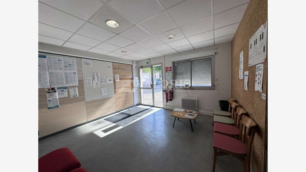 A louer cellule  501m² au coeur de la Techlid !