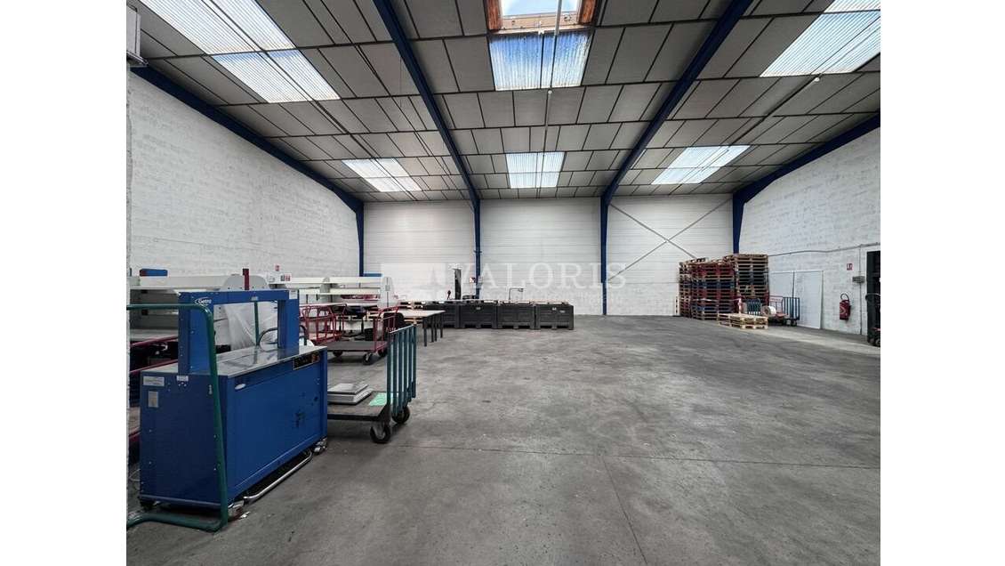 Cellule de 501 m² au coeur de la techlid !
