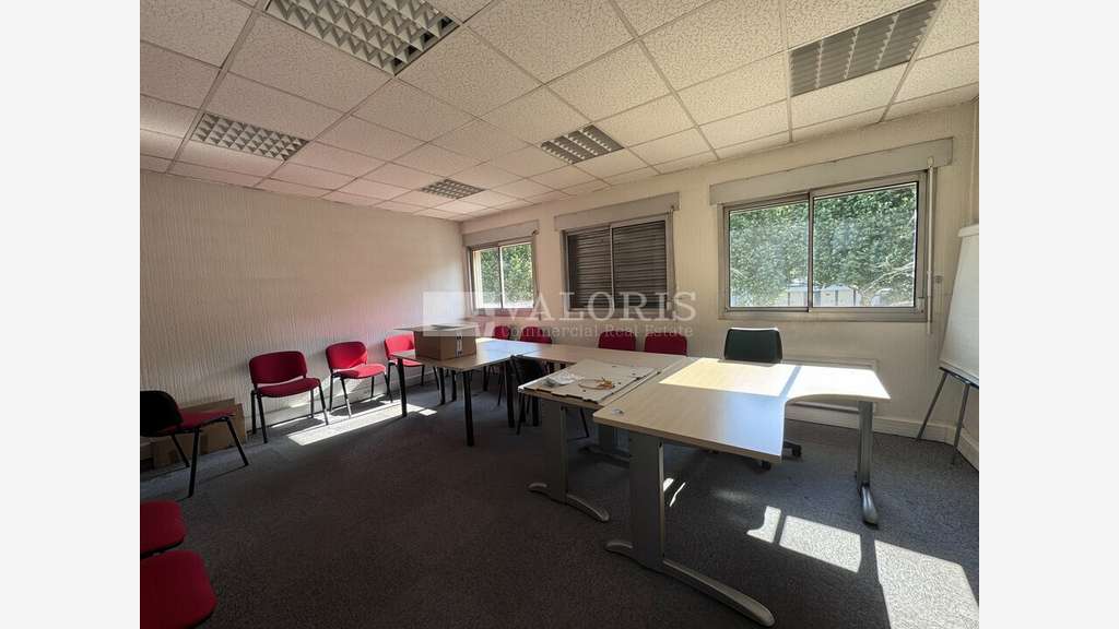 A louer cellule  501m² au coeur de la Techlid !
