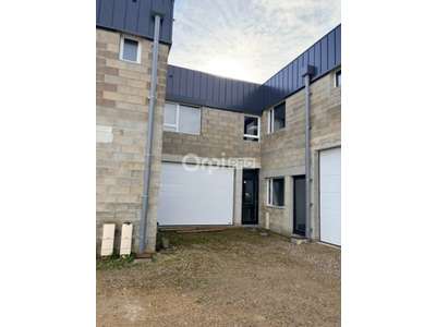 Location Locaux d'activités - Entrepôts à Champfleury