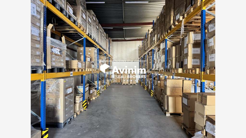 A louer local d'activité 664m² Champigny-sur-Marne