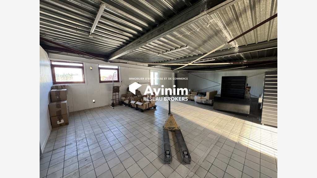 A louer local d'activité 664m² Champigny-sur-Marne