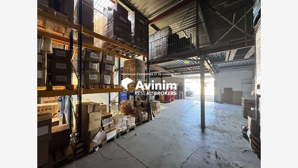 A louer local d'activité 664m² Champigny-sur-Marne