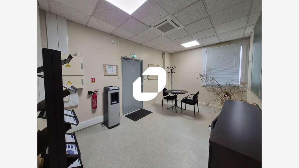 A louer Local d'activité 301m² Champlan