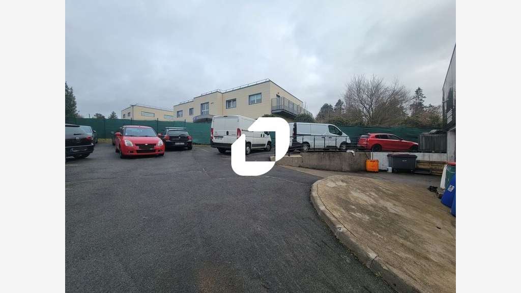 A louer Local d'activité 360m² Champlan