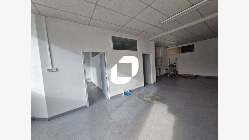 A louer Local d'activité 407m² Champs sur marne